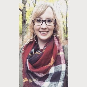 Meet your Posher, Brooke